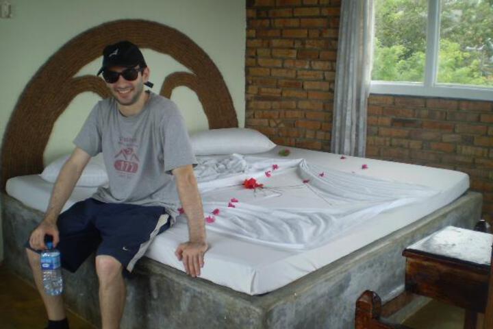 Room 5 of 5