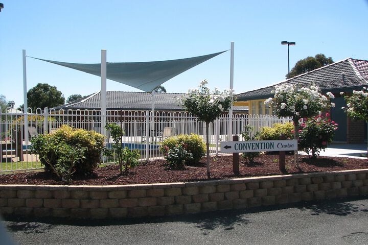 Property Grounds 41 of 46