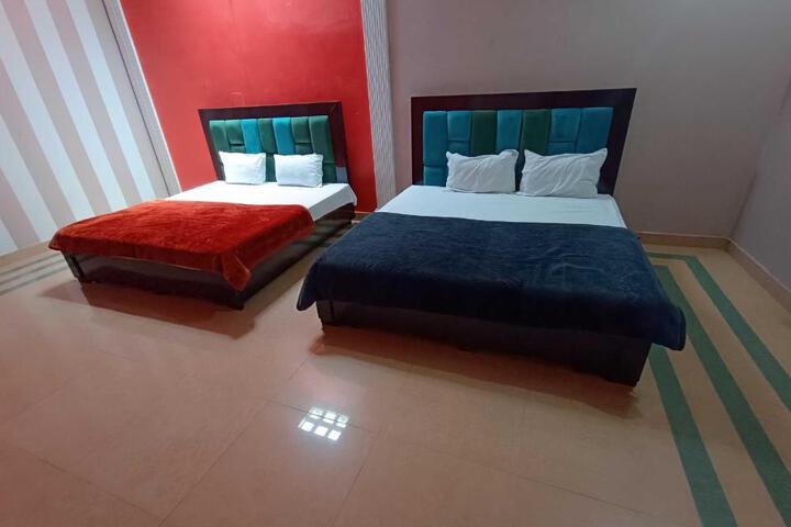 Hotel O Home Shri Hari Lodge Homestay