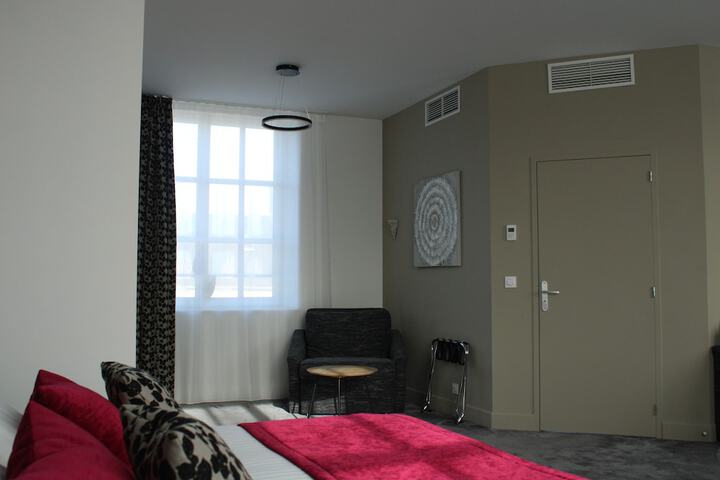 Room 74 of 137