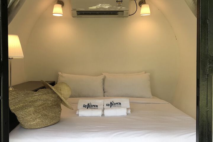Room 3 of 27
