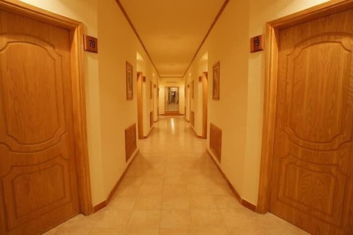 Ballroom/Hall 29 of 40