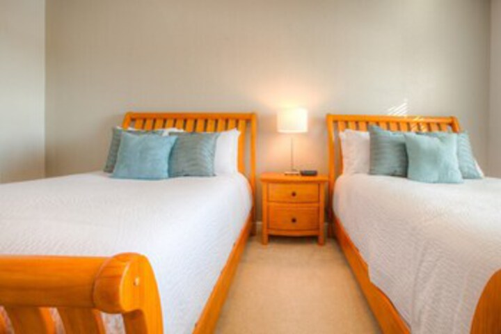 Hotel 10 of 76