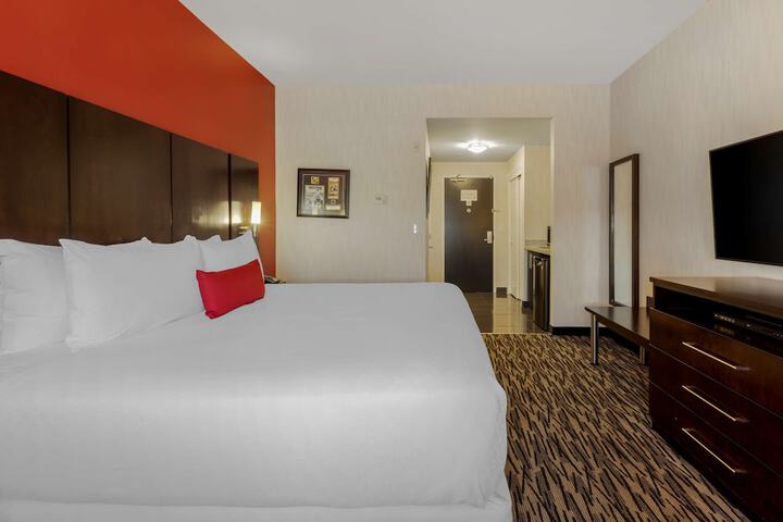 Room 10 of 39