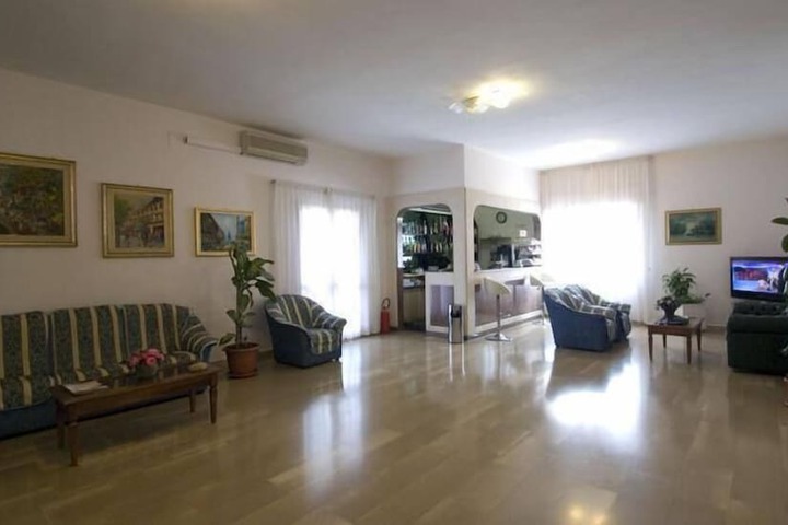 Reception hall