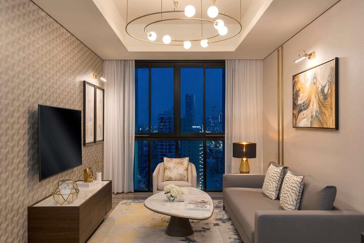 Room 42 of 145
