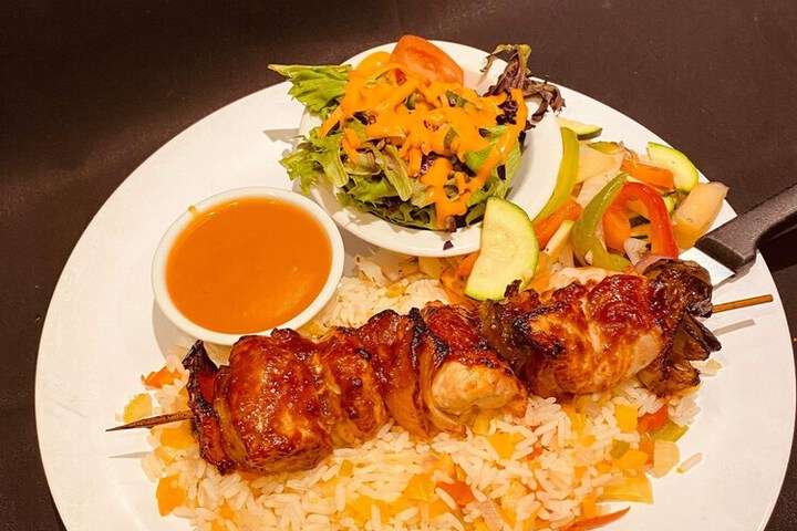 Dining 33 of 56