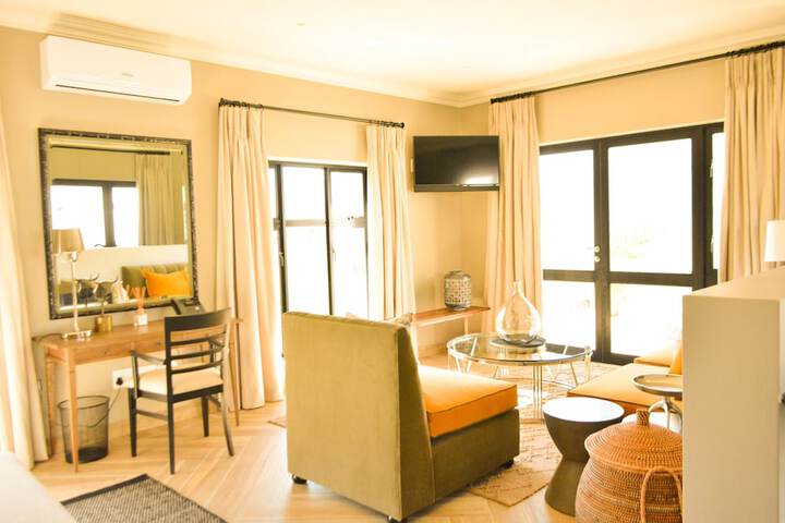 Room 44 of 145