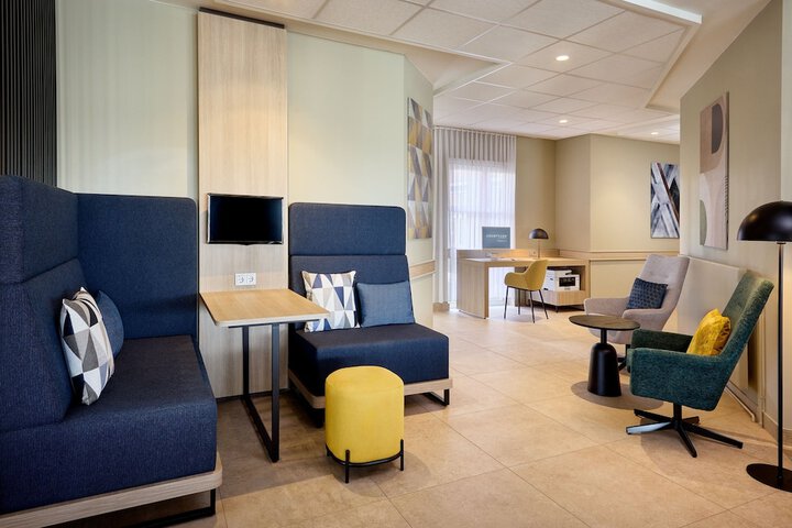 Hotel Lobby