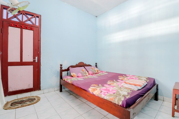 Room 21 of 33