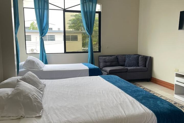 Room 18 of 43