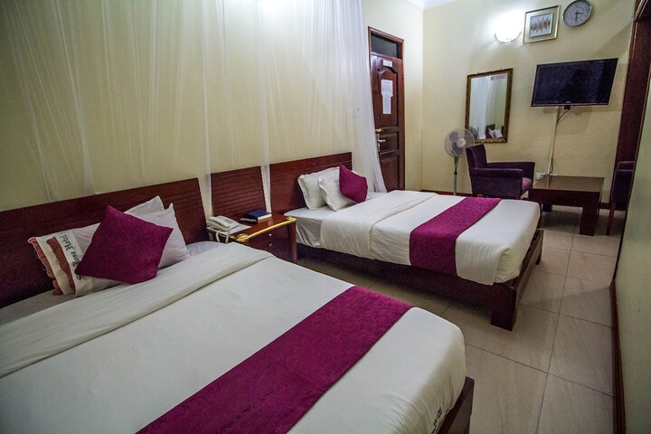 Sir Jose Hotel