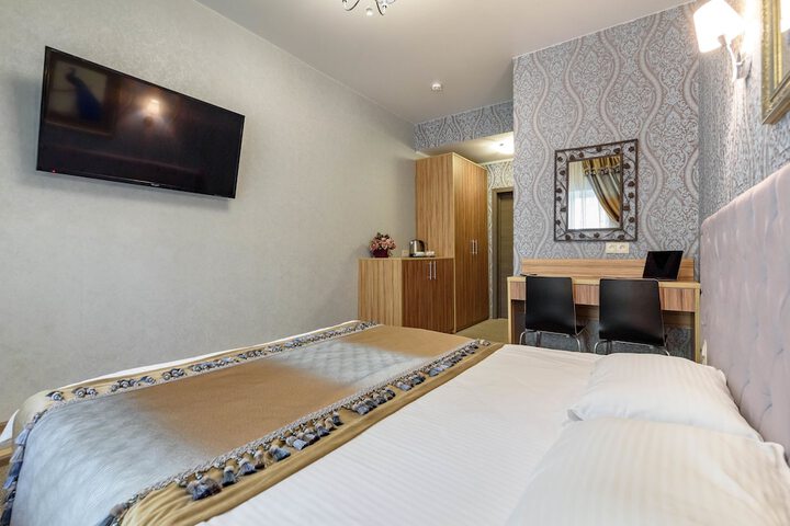 Room 20 of 53