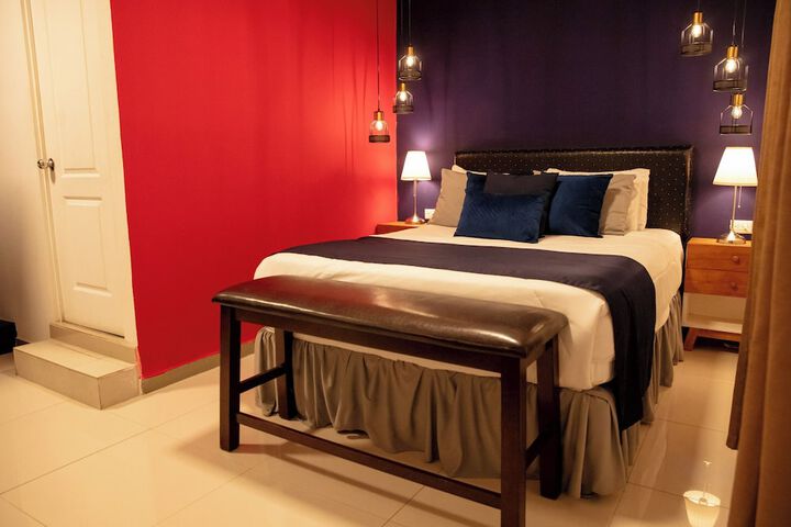 Room 30 of 79