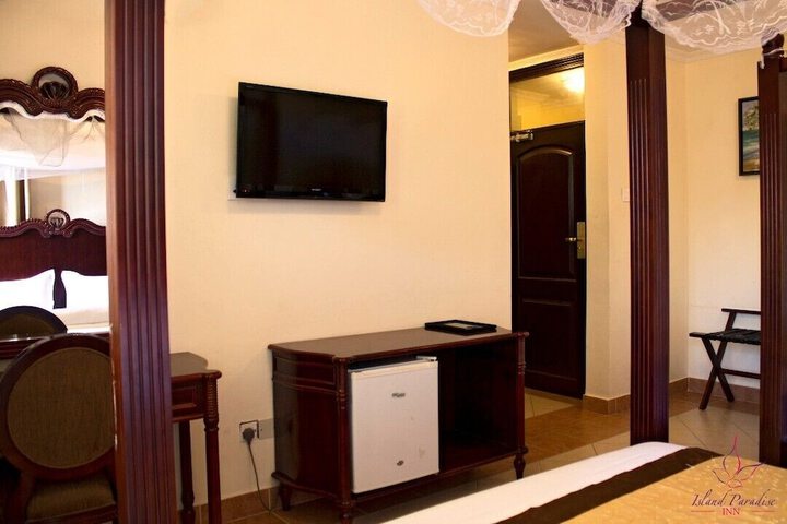 Room 7 of 40