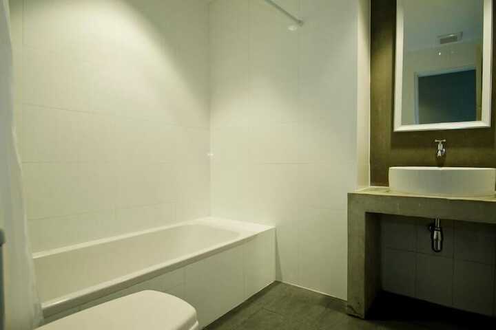 Clean Restrooms