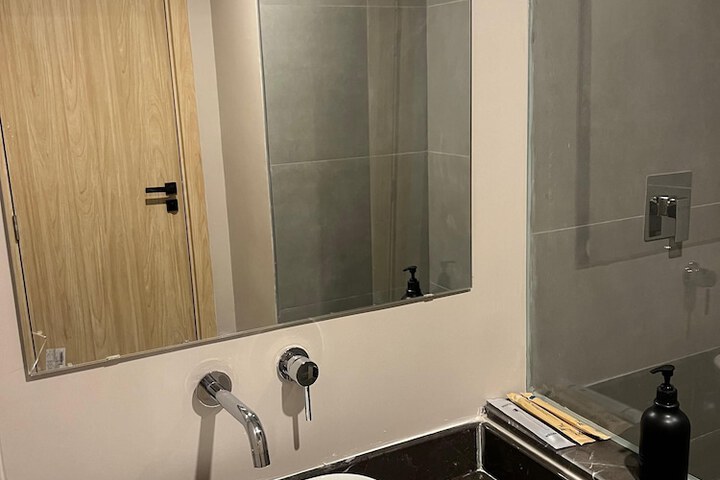 Room 27 of 41
