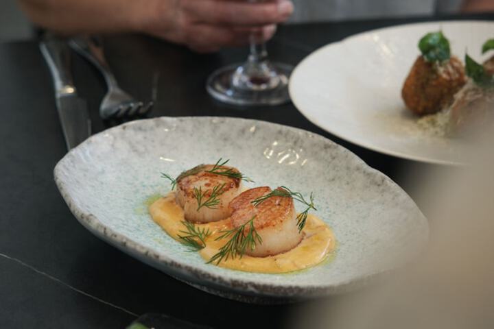 Dining 152 of 167
