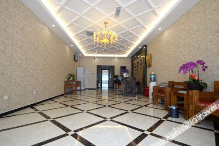 Hotel Interior 10 of 27