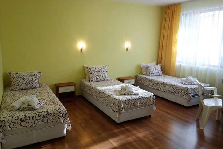 Room 14 of 29