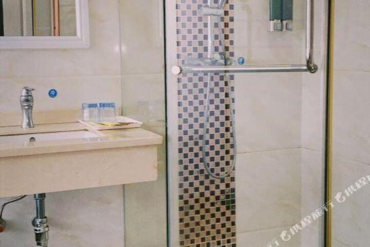 Shenzhen Hualv Wisdom Hotel