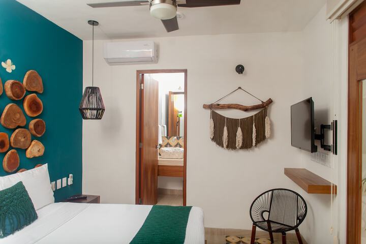 Room 6 of 111