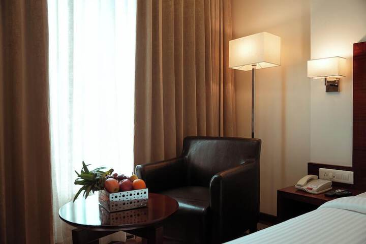 Room 10 of 49