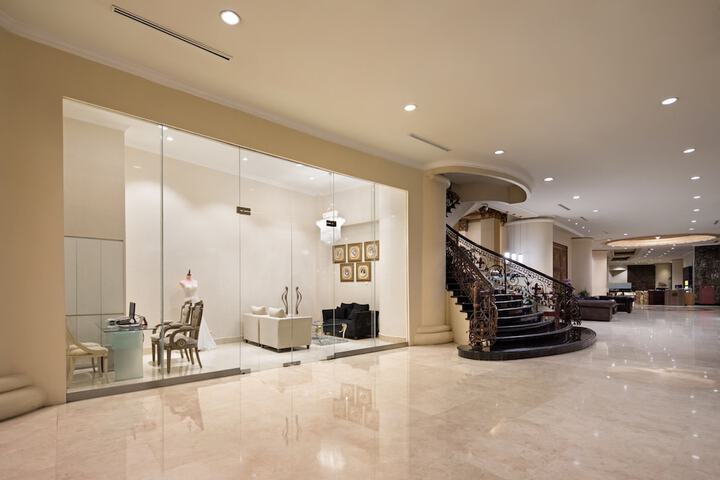 Lobby Entry