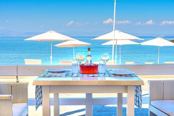 Dining 52 of 67