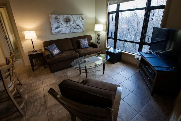 Room 4 of 13