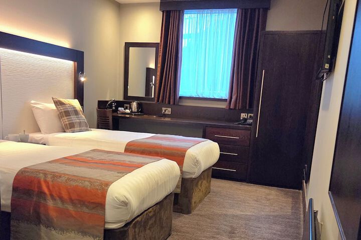 Room 31 of 69