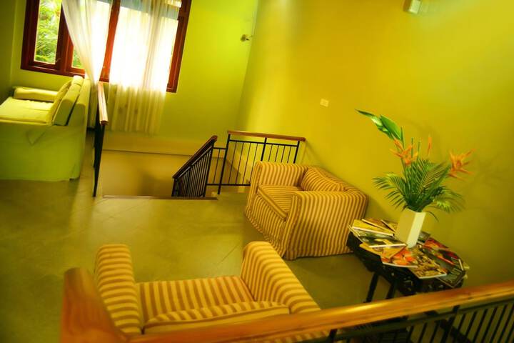 Room 15 of 42