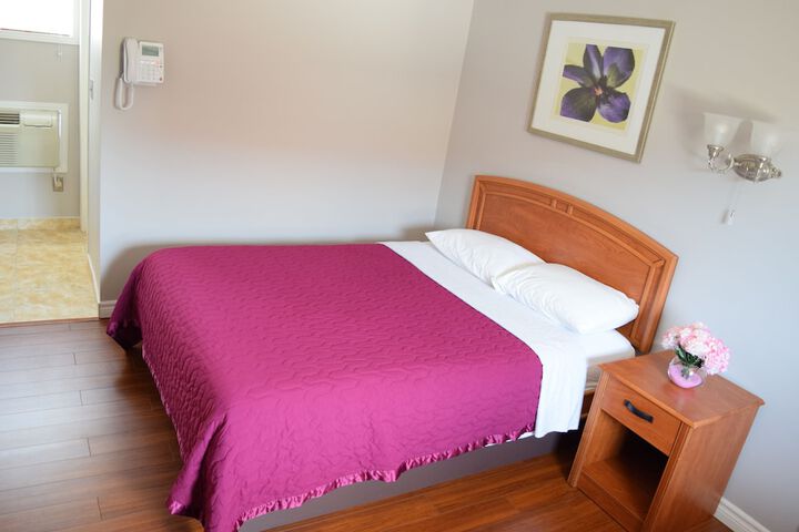 Room 7 of 42