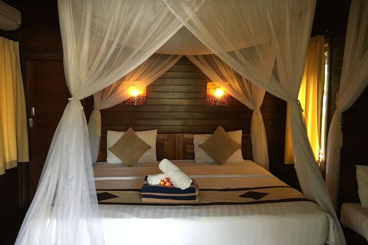 Room 5 of 43
