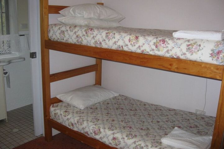 Room 36 of 177