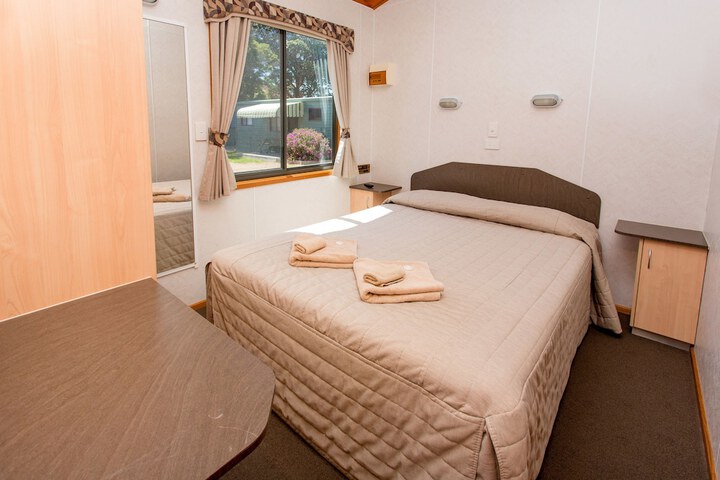 Room 7 of 73