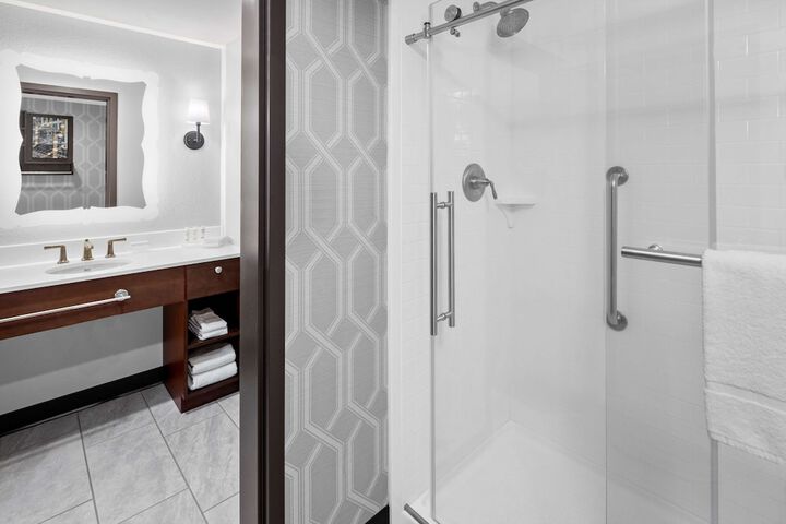 Bathroom shower