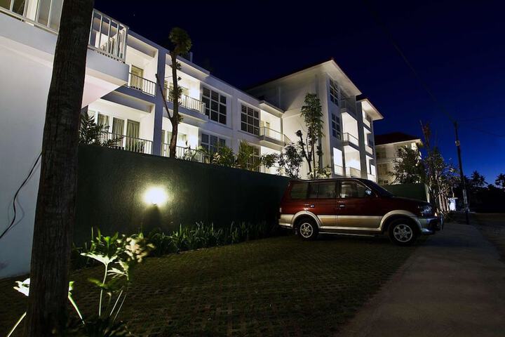 Hotel 2 of 24