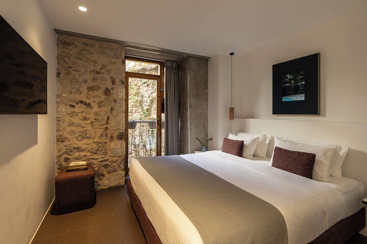 Room 15 of 75