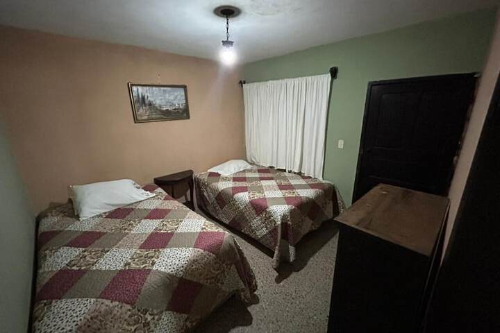 Room 10 of 22