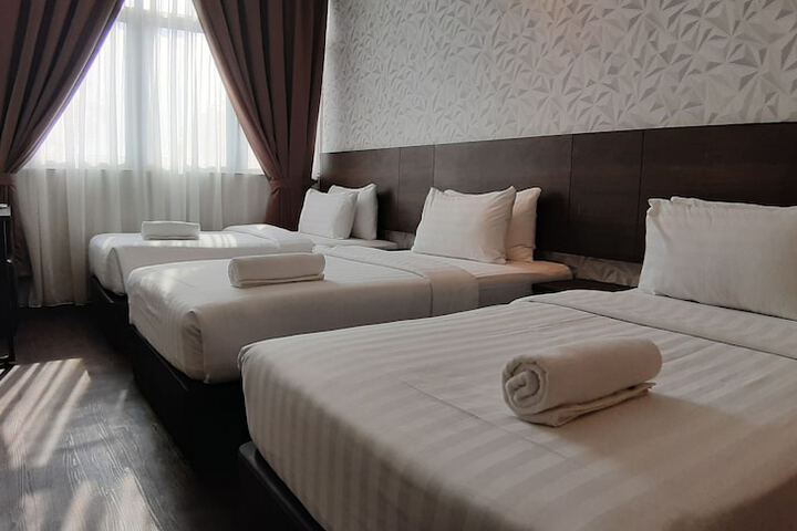 Room 21 of 138