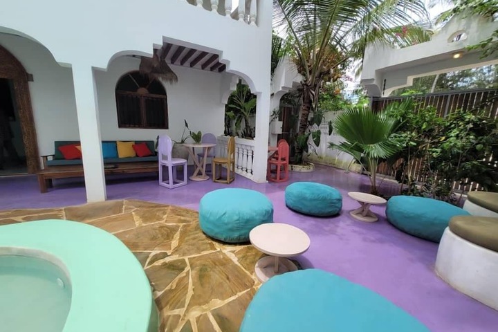 Hotel Exterior 80 of 80