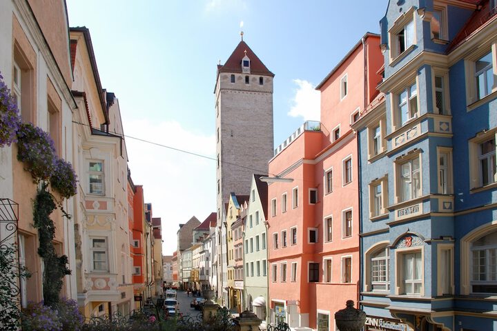 Hotel Orphée - Großes Haus in Regensburg