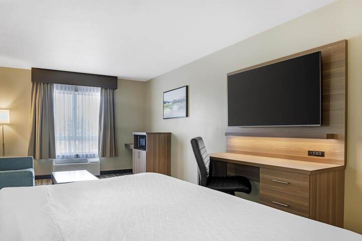 Room 20 of 74