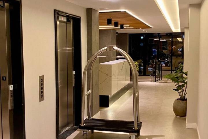 Hotel Interior 4 of 100