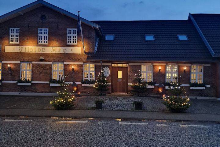 General 28 of 30