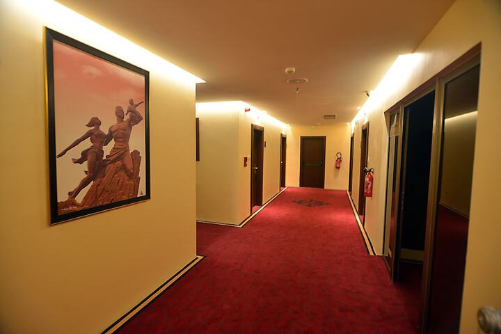 Ballroom/Hall 46 of 50
