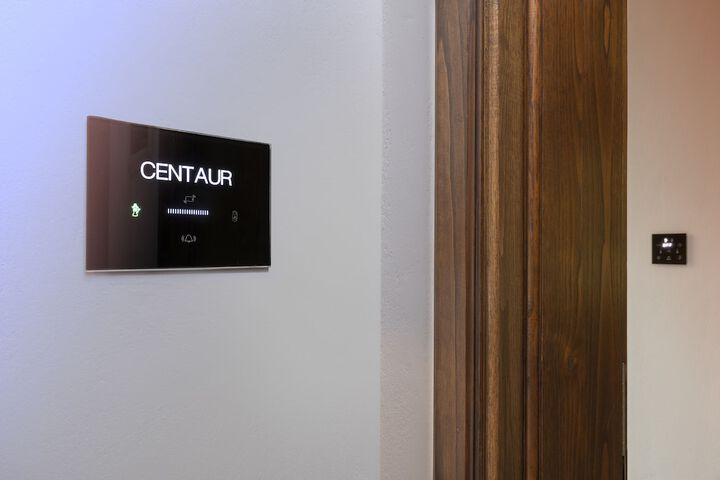 Room 12 of 131