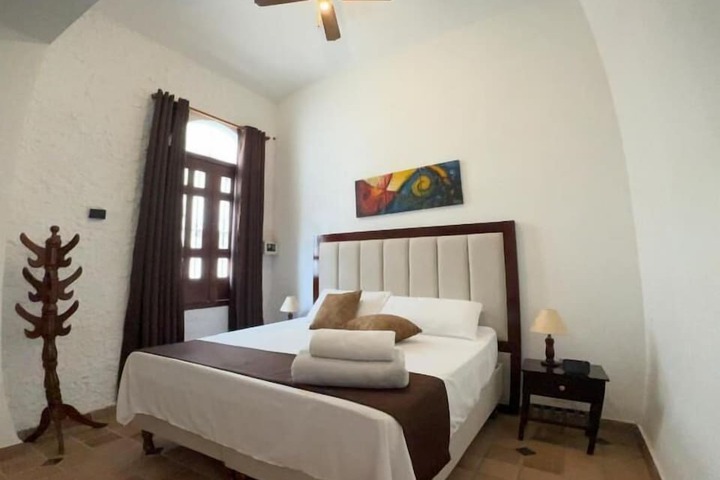 Room 5 of 39