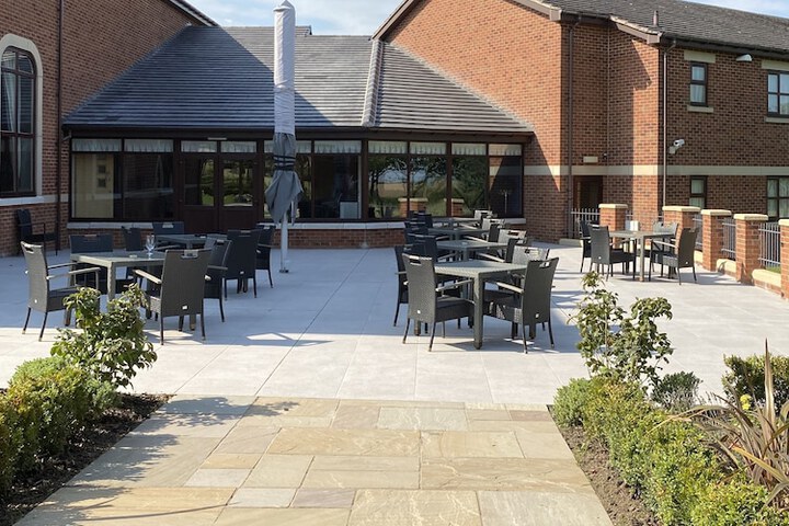 Terrace/Patio 12 of 44